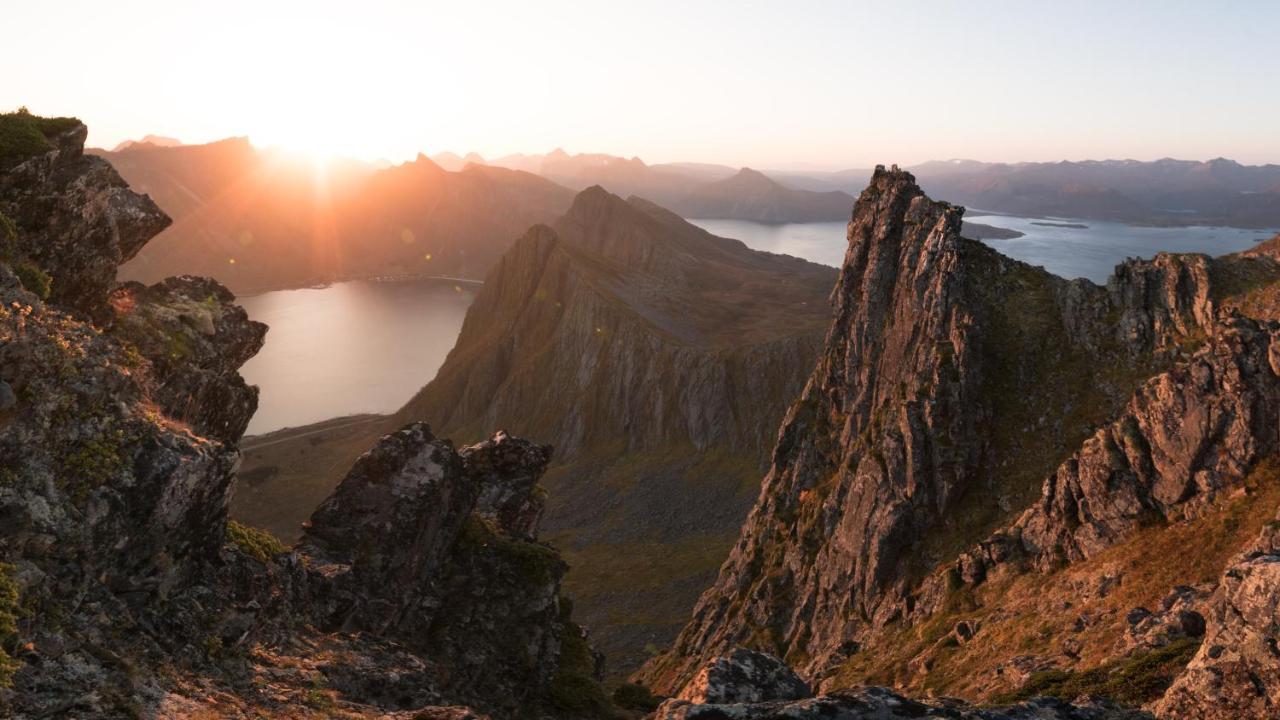 Skagi Bed & Lodge Skaland Eksteriør billede
